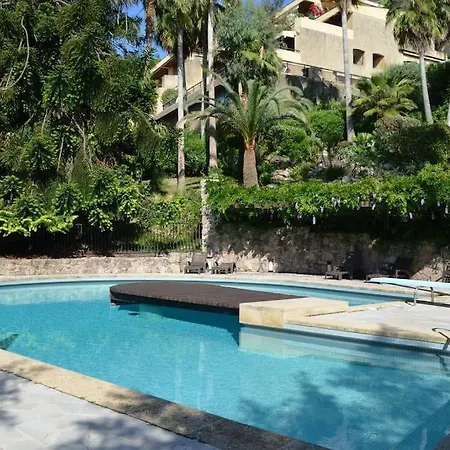 Appartement Vue Mer Piscine A Debordement Vallauris Exterior photo